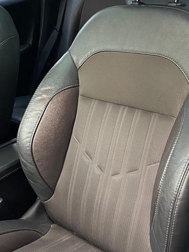 Peugeot 2008 1.6 Feline