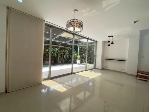 Casa En Arriendo En Loma Del Atravesado. Cod A776020