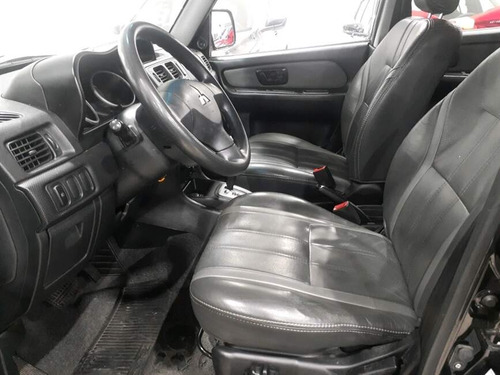 Mitsubishi Pajero TR4 2.0 4X2 16V 140CV FLEX 4P AUTOMÁTICO