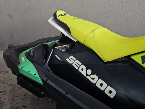 Jet Ski Sea Doo Spark Trixx 900