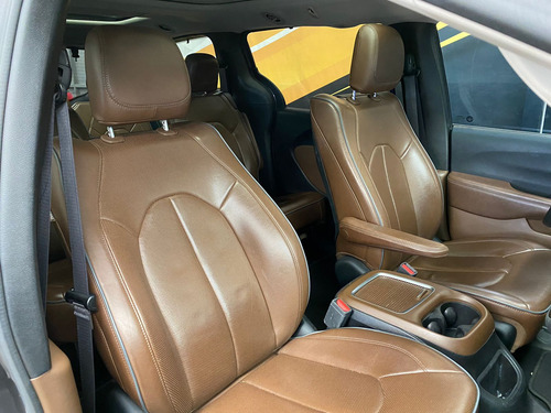 Chrysler Pacifica 2017
