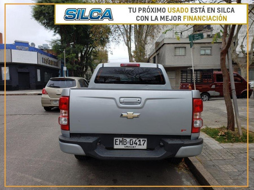 Chevrolet S10 Lt 2.4 2012 Gris Plata 4 Puertas