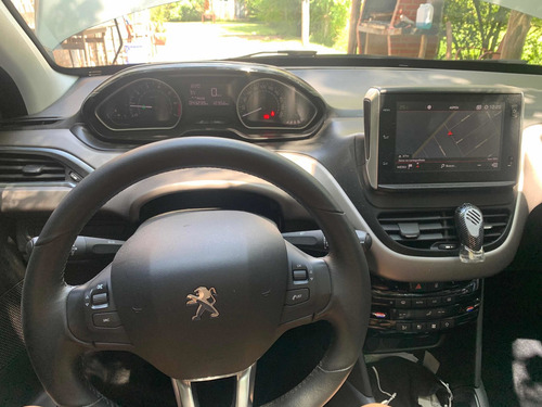 Peugeot 208 1.6 Feline 2018