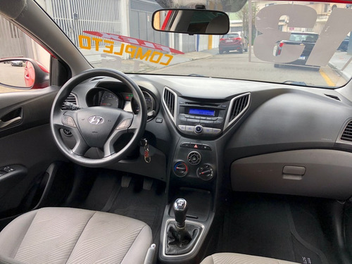 Imagem 6 de 15 de Hyundai Hb20 1.6 Comfort Style 16v 2013