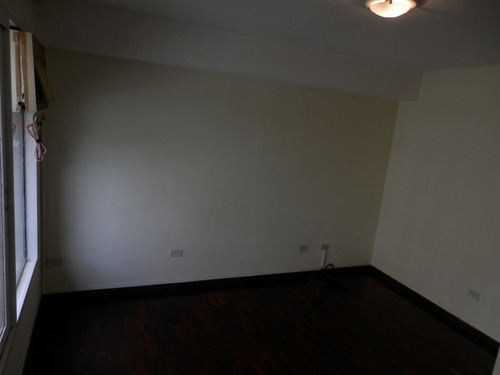 Imagen 5 de 13 de Apartamento En Alquiler En San Bernardino, A Cuadra Y Media Del Instituto Clinico Otorrino .