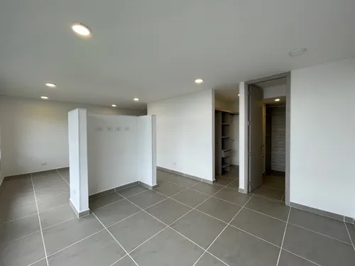 Apartaestudio En Venta - Av Centenario