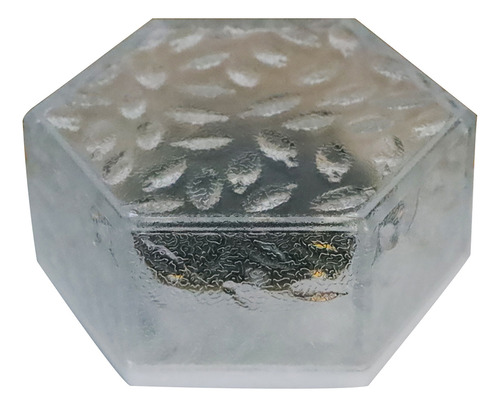 Una Lámpara De Jardín Solar Hexagonal De Ladrillo De Hielo E