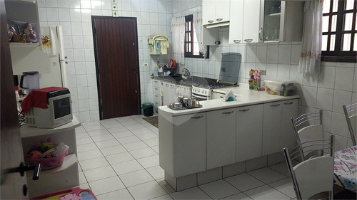 Imagem 13 de 30 de Sobrado Campo Grande Com 03 Dormitórios, 01 Suíte E 02 Vagas - Reo406998