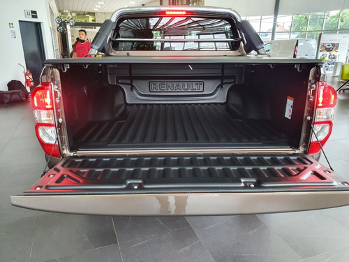Renault Alaskan Iconic 4x4 Cvt