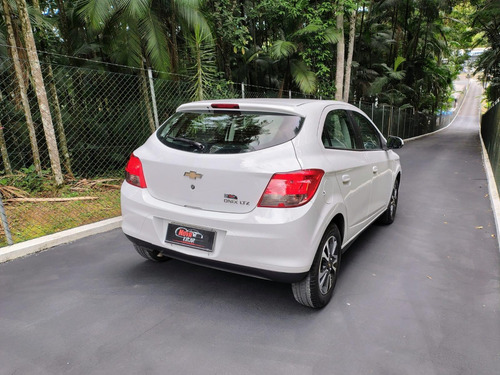 Chevrolet Onix HATCH LTZ 1.4 8V FlexPower 5p Aut.