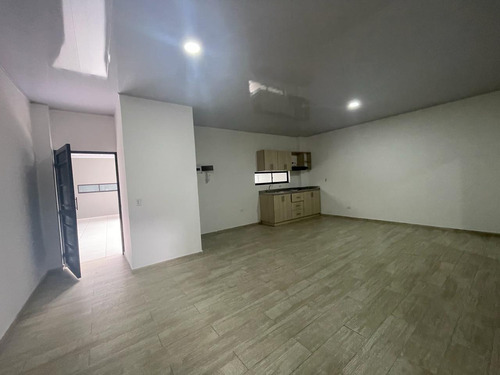 Apartamento En Arriendo En Laureles