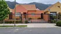 Comprar Casa Familiar Con Piscina Y Amplios Espacios