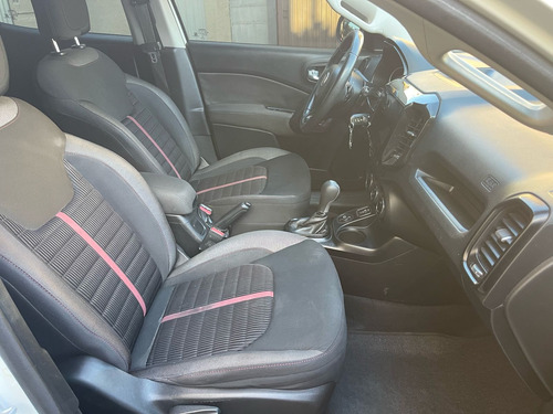 Fiat Toro 1.8 16v Freedom Flex 4x2 Aut. 4p