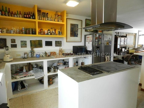 Imagen 8 de 11 de Apartamento En Venta Los Palos Grandes Mls #22-19868 -- Sandra Briceño 04142730017