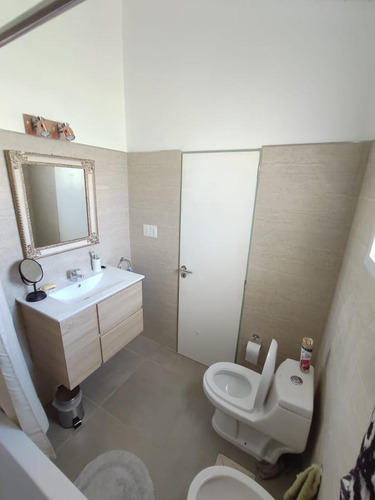 Imagen 7 de 17 de Vendo Casa 3 Dor. En Country Valle Del Golf. (con Renta Actualmente)