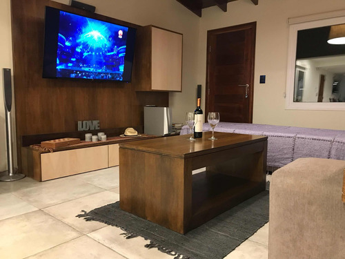 Casa Alquiler En Mar De Cobo A Metros Del Mar Con Pileta