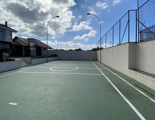 Sobrado No Centro Com 4 Quartos Para Venda, 340 M² - Kr961