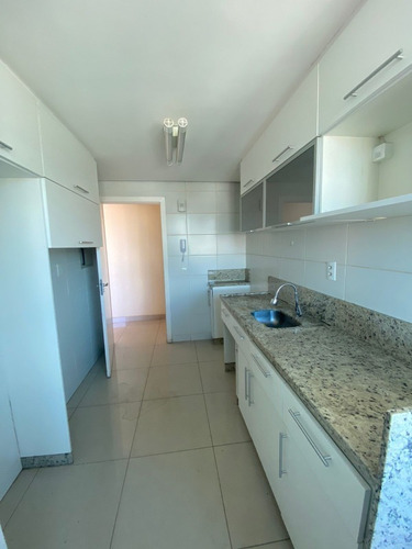 Imagem 6 de 21 de Apartamento 03 Quartos, 02 Banhos, 01 Vaga, No Bairro Sagrada Família. - 8060