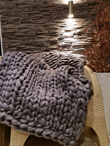 Imagen 2 de 8 de Manta Xxl Nórdica 1,80x0,50 Pie De Cama Artesanales Gris C