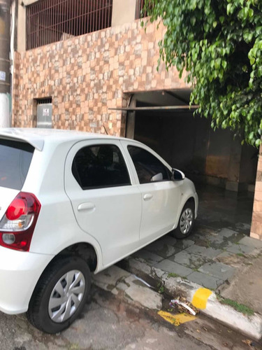 Imagem 4 de 6 de Toyota Etios 2020 1.3 16v X 5p