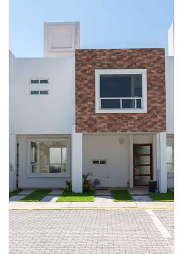 Casa En Venta En Cuautlancingo