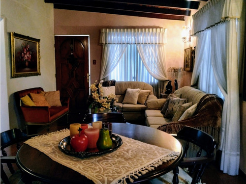 Casa Acogedora En Dos Niv Urb. Panorama El Barbecho Los Teques