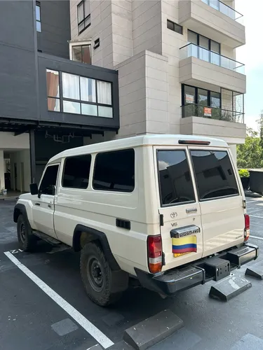 Land Cruiser Lc79