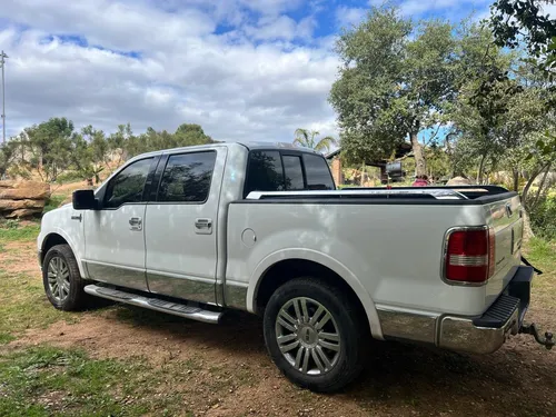 Lincoln Mark LT Pick Up 4x2 At