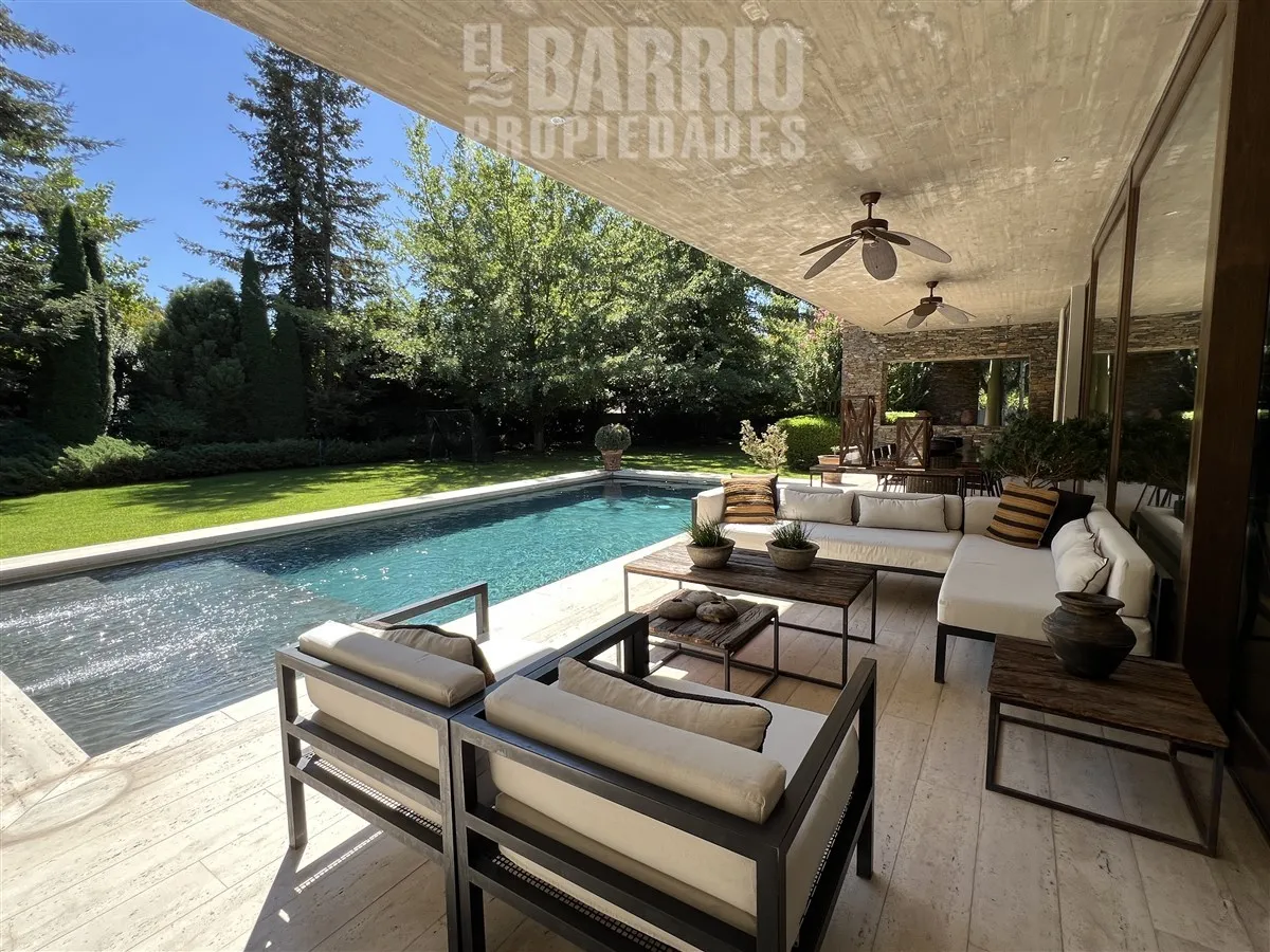 Imagen 5 de 30 de Casa En Venta De 5 Dorm. En Las Brisas De Chicureo