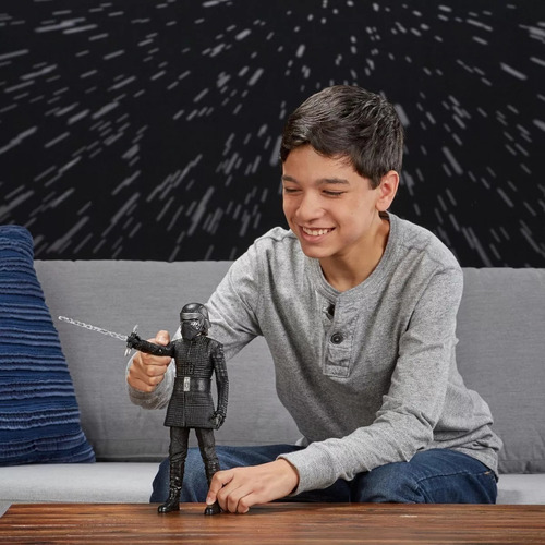 Kylo Ren Muñeco Interactivo 30 Cm Star Wars Hasbro C1435 Edu