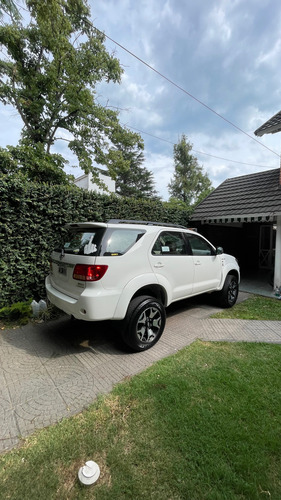 Toyota Hilux SW4 3.0 Srv Cuero At