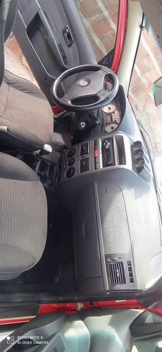Fiat Strada 1.8 16v Adventure Cab. Dupla Flex 2p