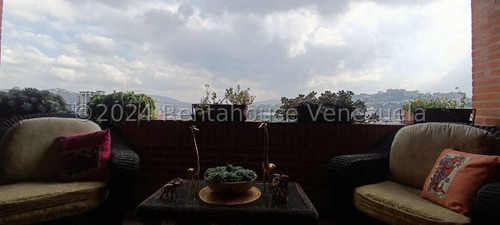 Lujoso Apartamento Ubicado En El Rosal Yb 24-27243