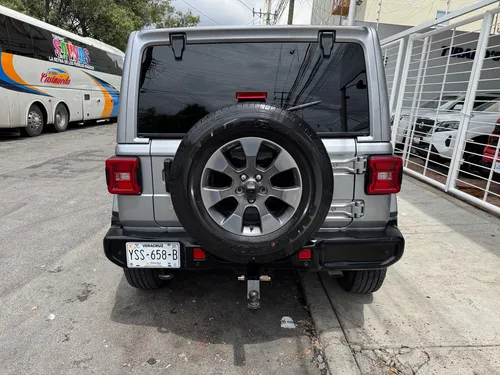 Jeep Wrangler 3.7 Unlimited Sahara 3.6 4x4 At