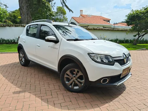 Renault Sandero Stepway 1.6cc Mt 2019
