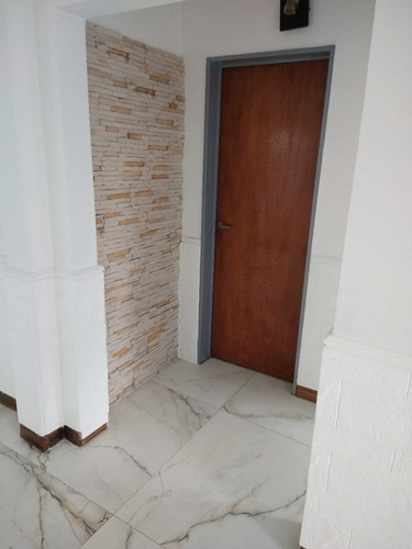 Imagen 9 de 30 de Casa 4 Amb Al Frente..atras Depto 3 Ambientes Que Falta Terminar Oportunidad