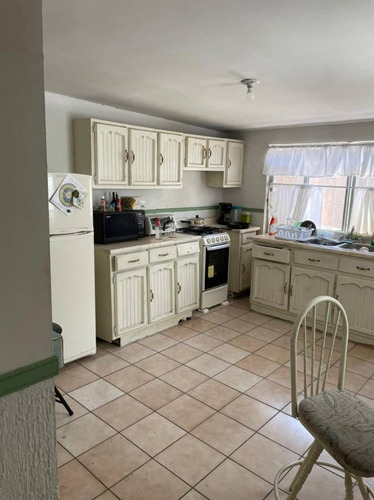 Imagen 6 de 22 de En Venta Casa Muy Amplia Con Departamento Anexo