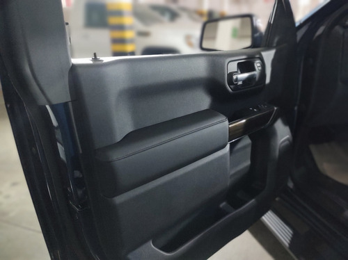 Imagen 9 de 12 de Chevrolet Cheyenne Lt 2021