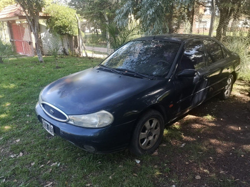 Ford Mondeo Ghia V6 Manual