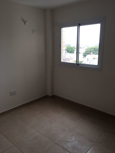 Imagen 11 de 16 de Venta Departamento B° Altos General Paz, Calle General Deheza