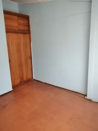 Casa Amplia Con Tres Dormitorios En Playa Ancha, Valparaiso