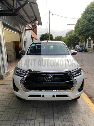 Toyota Hilux 2.8 Cd Srx 177cv 4x4 Mt /// 2021 - 0km