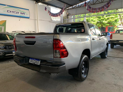 Toyota Hilux 2.8 NARROW 4X4 CD 16V DIESEL 4P MANUAL