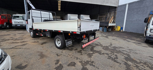 Cargo 816 2013 Carroceria
