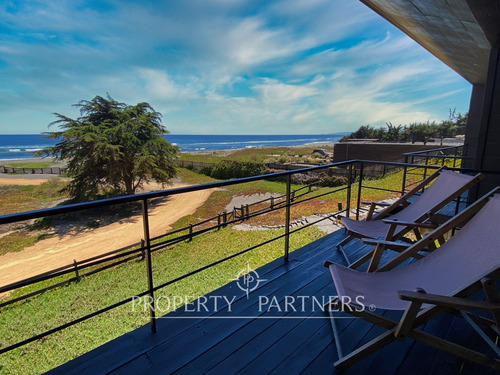 Pichilemu, Espectacular Casa En Primera Línea