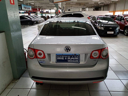 Imagem 7 de 10 de Volkswagen Jetta 2.5 I 20v 150cv Gasolina 4p Tiptronic