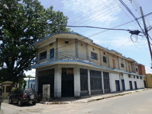 Imagen 8 de 8 de Edificio Con Locales En San Blas (crl-38)
