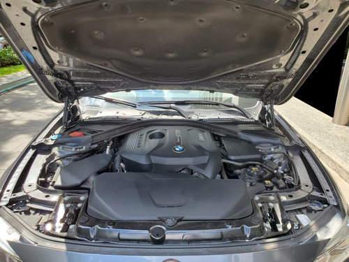 Bmw 320i Sport - Automatico