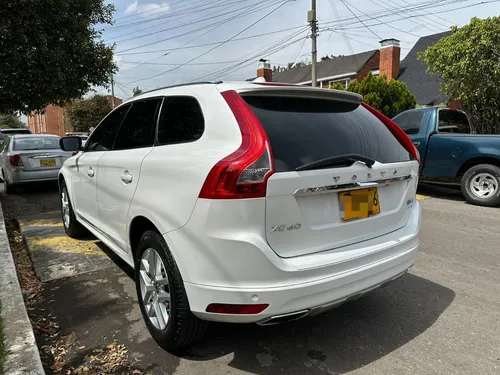Volvo XC60 2.0 T5 Awd Summum
