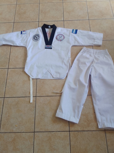 Dobok Grandmarc De Kian Dok Wan 